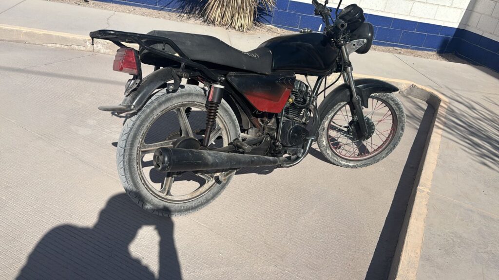 Localiza y asegura UIP Delicias motocicleta con reporte de robo en Meoqui
