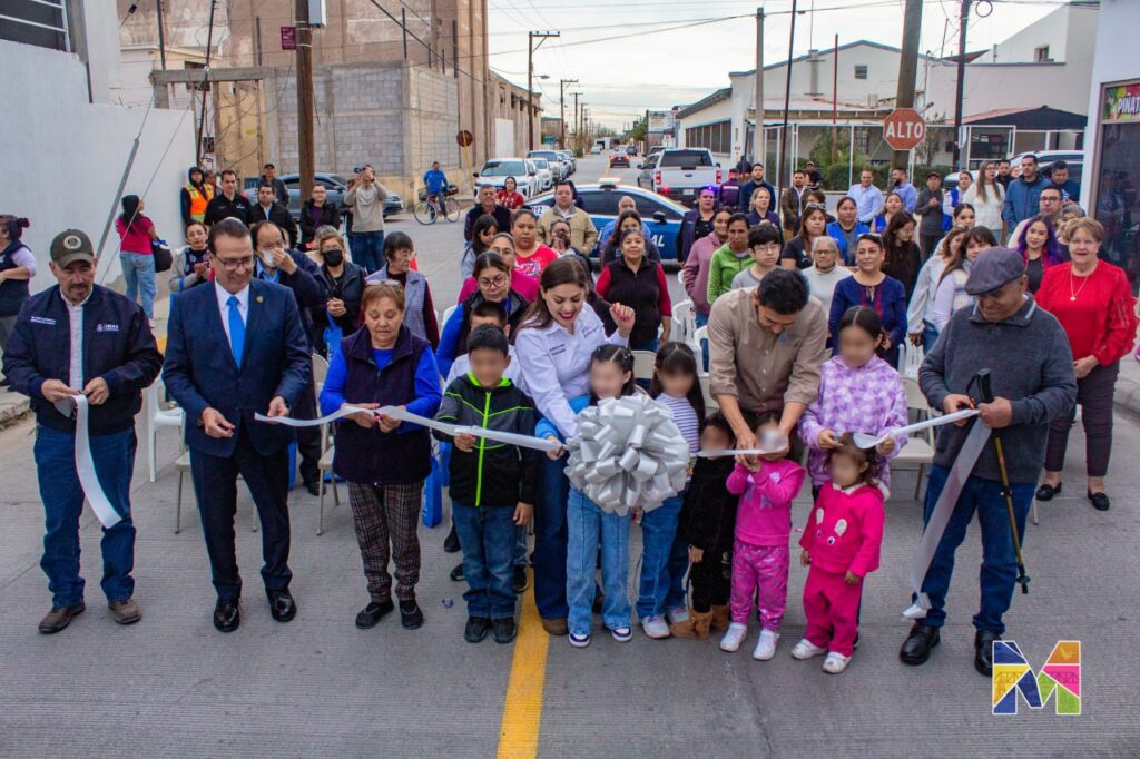 Entregan Miriam Soto y JMAS Meoqui pavimentación de la calle 5 de Febrero con inversión de 10.2 MDP