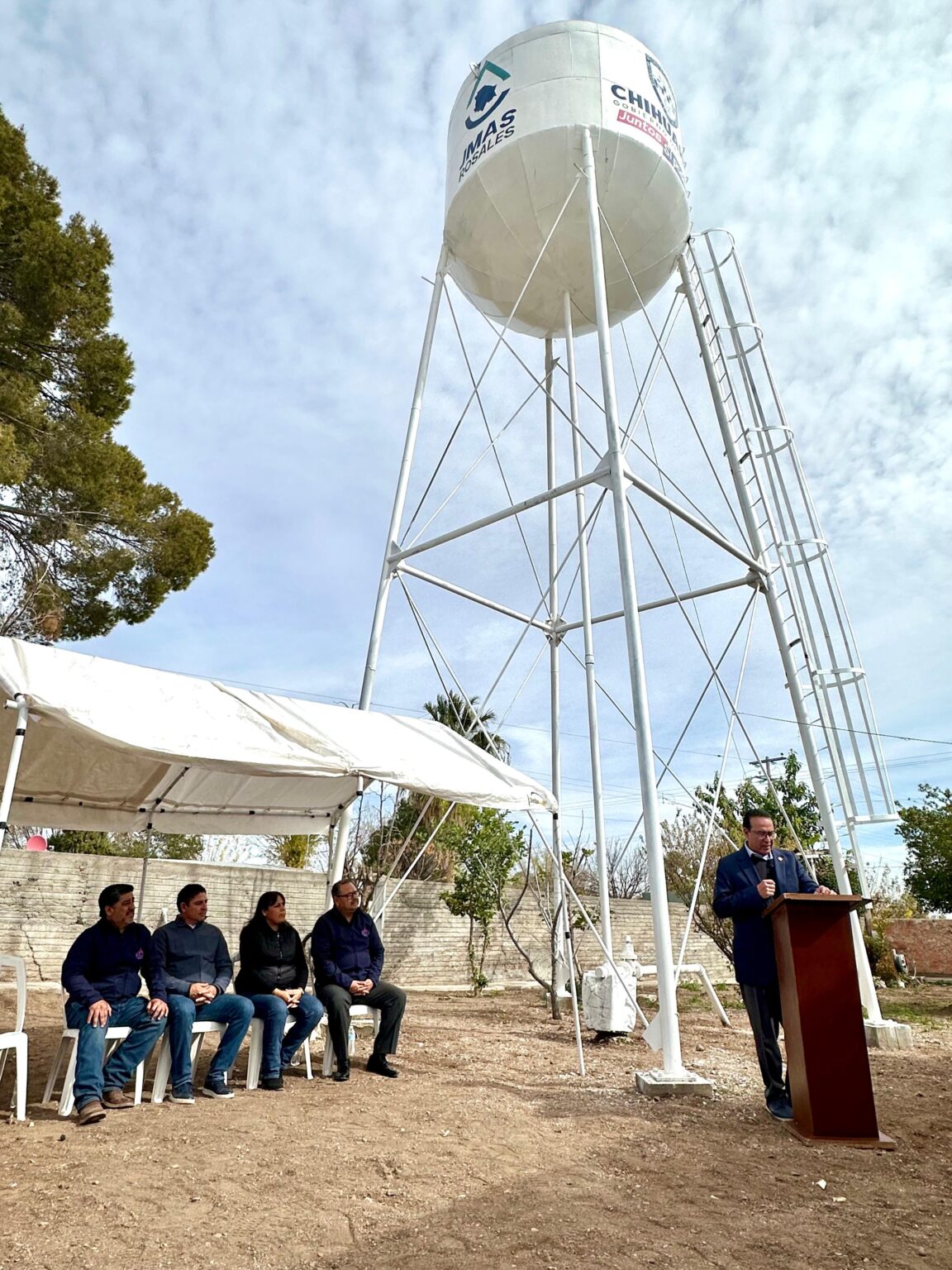 Entrega de rehabilitación del tanque elevado en comunidad de Loma Linda