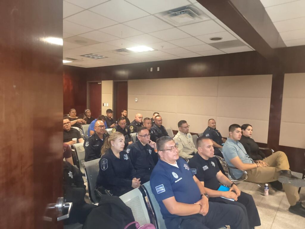 Capacitan a policías de Delicias en derechos humanos y procedimientos legales