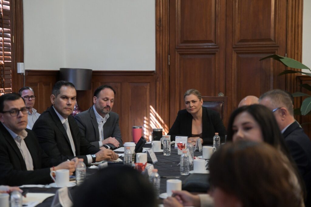 Maru Campos encabeza reunión semanal de la Mesa de Seguridad
