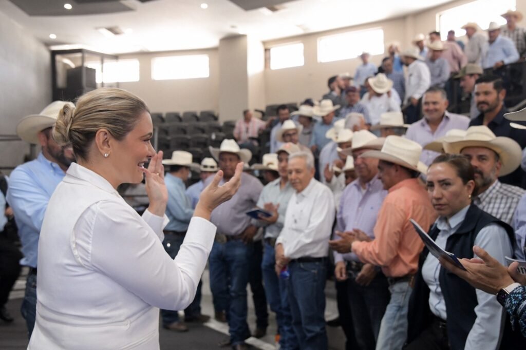 Maru Campos presenta nuevo protocolo sanitario para combatir al Gusano Barrenador del Ganado