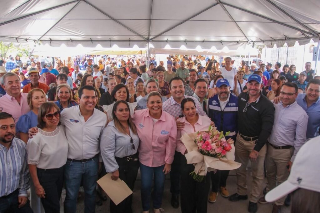 Encabezan Maru Campos y Jesús Valenciano jornada de servicios y pavimentación