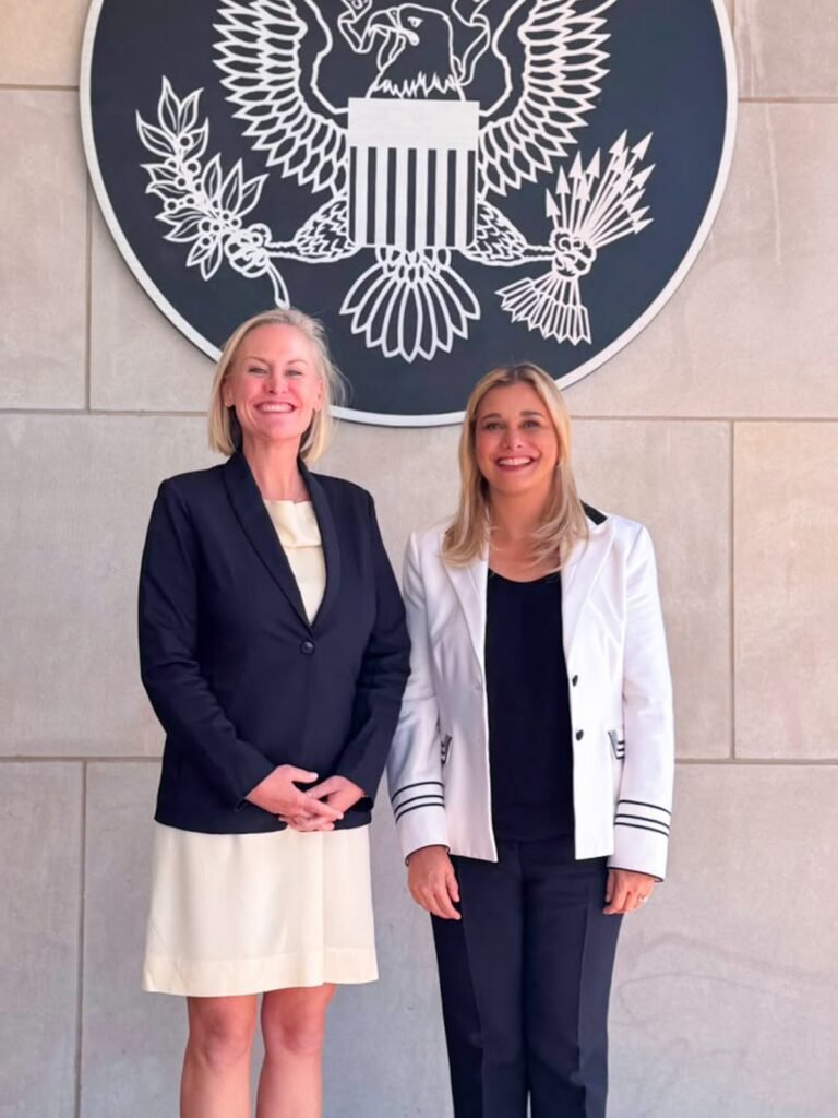 Maru Campos se reúne con la cónsul general de los Estados Unidos en Ciudad Juárez