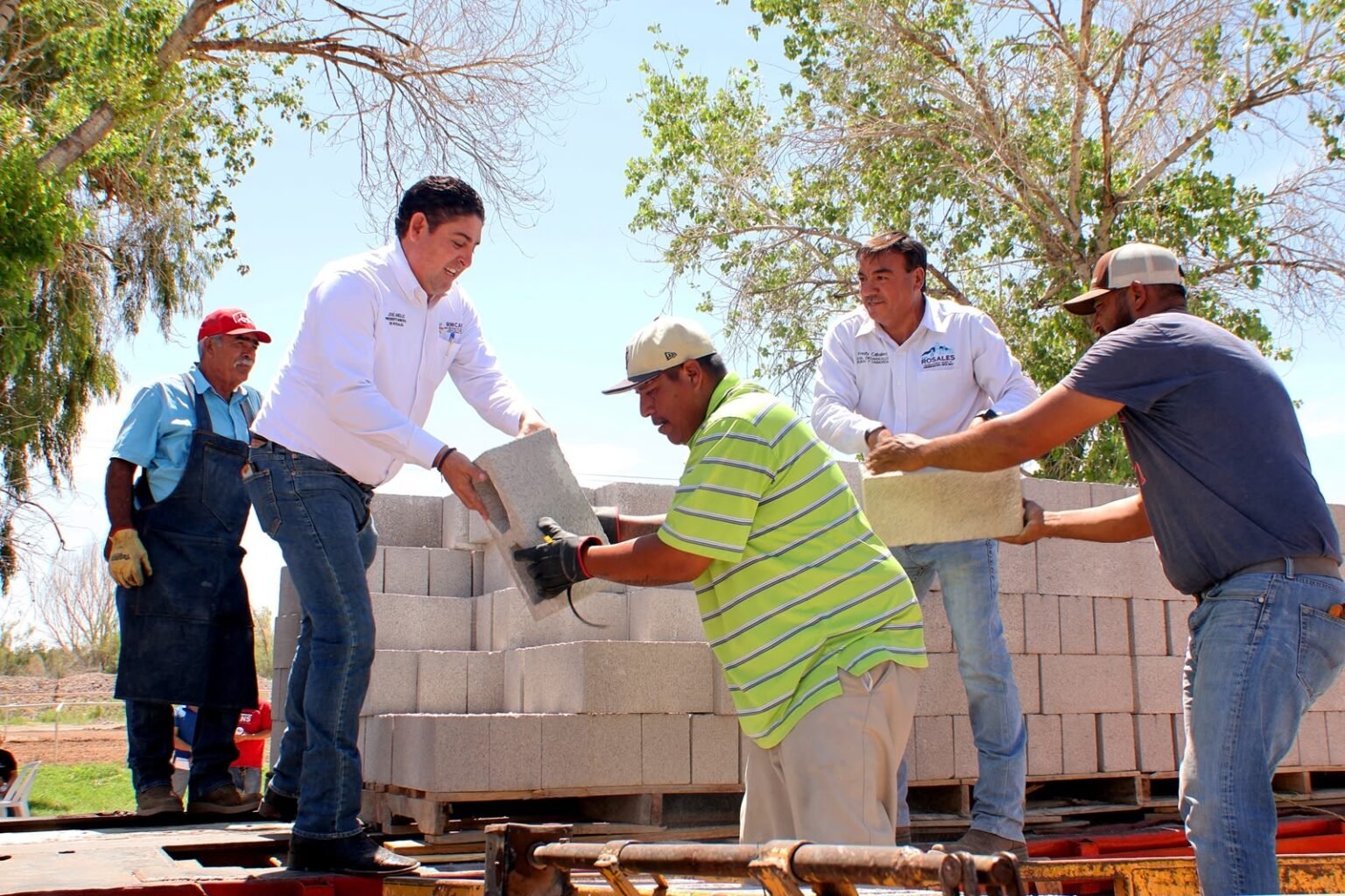 Entregan material para mejoramiento de vivienda con créditos de COESVI
