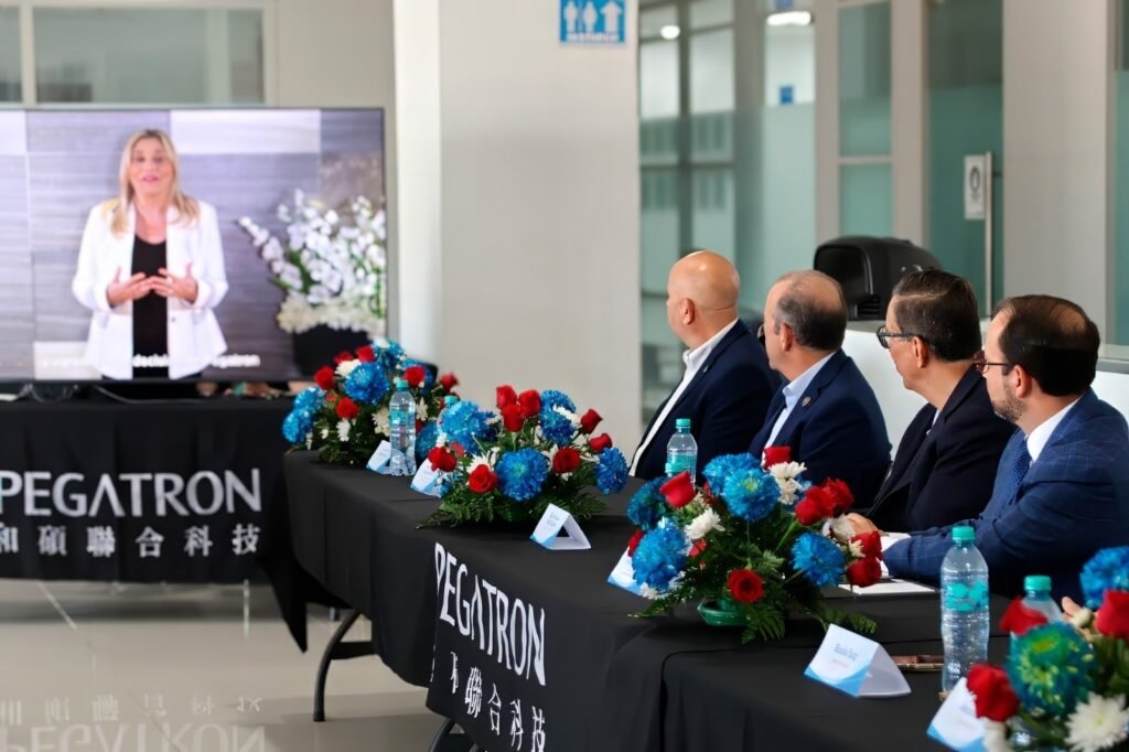 Maru Campos celebra ampliación de operaciones de Pegatron en Ciudad Juárez con inversión de 330 mdd