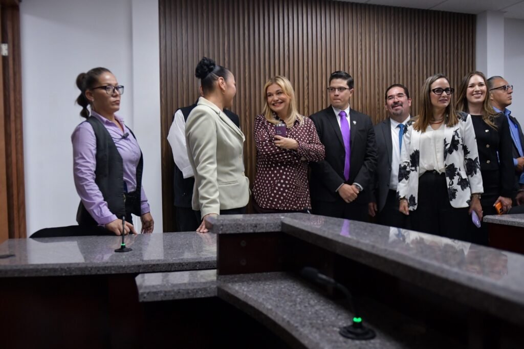 Maru Campos inaugura Ciudad Judicial en Parral con inversión de 57 mdp