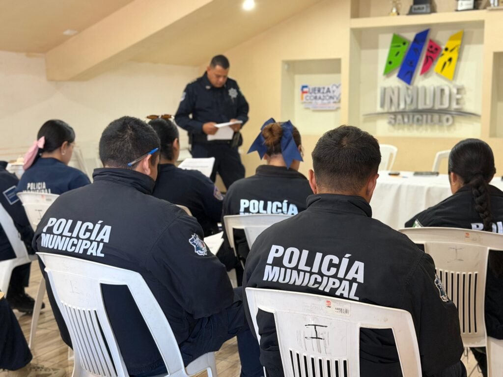Pone Fito Gardea en marcha programa intensivo de capacitación y profesionalización dirigido a los servidores públicos.